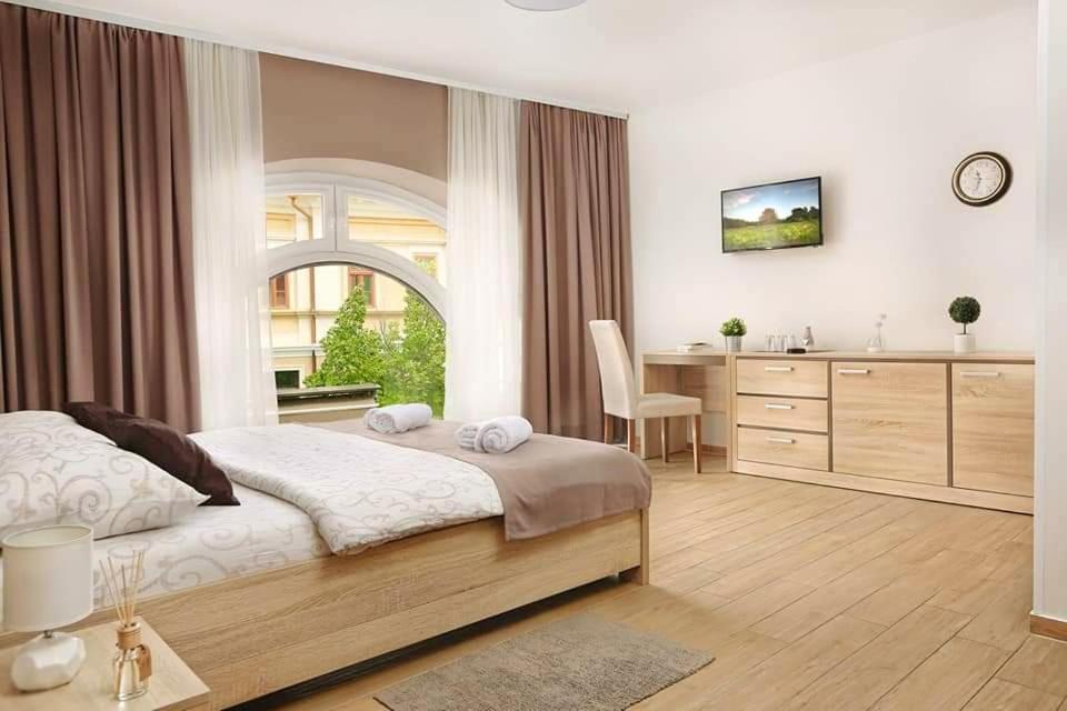 Centar Lux 2 Hostel Nagybecskerek Kültér fotó