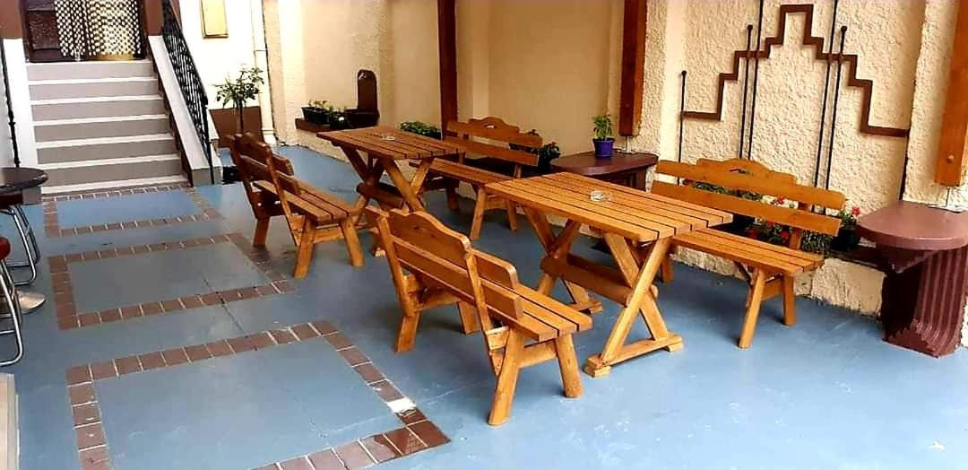 Centar Lux 2 Hostel Nagybecskerek Kültér fotó