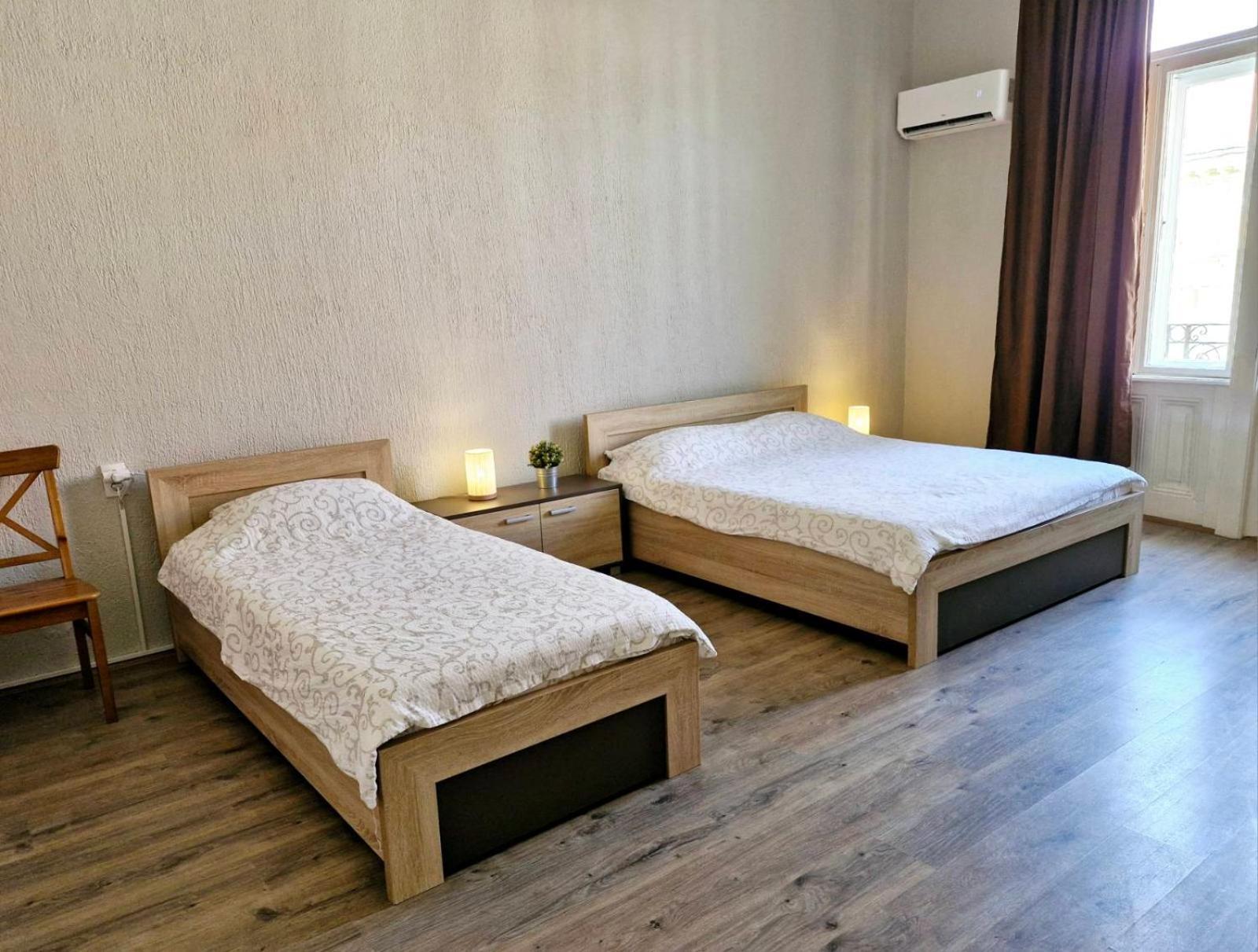 Centar Lux 2 Hostel Nagybecskerek Kültér fotó