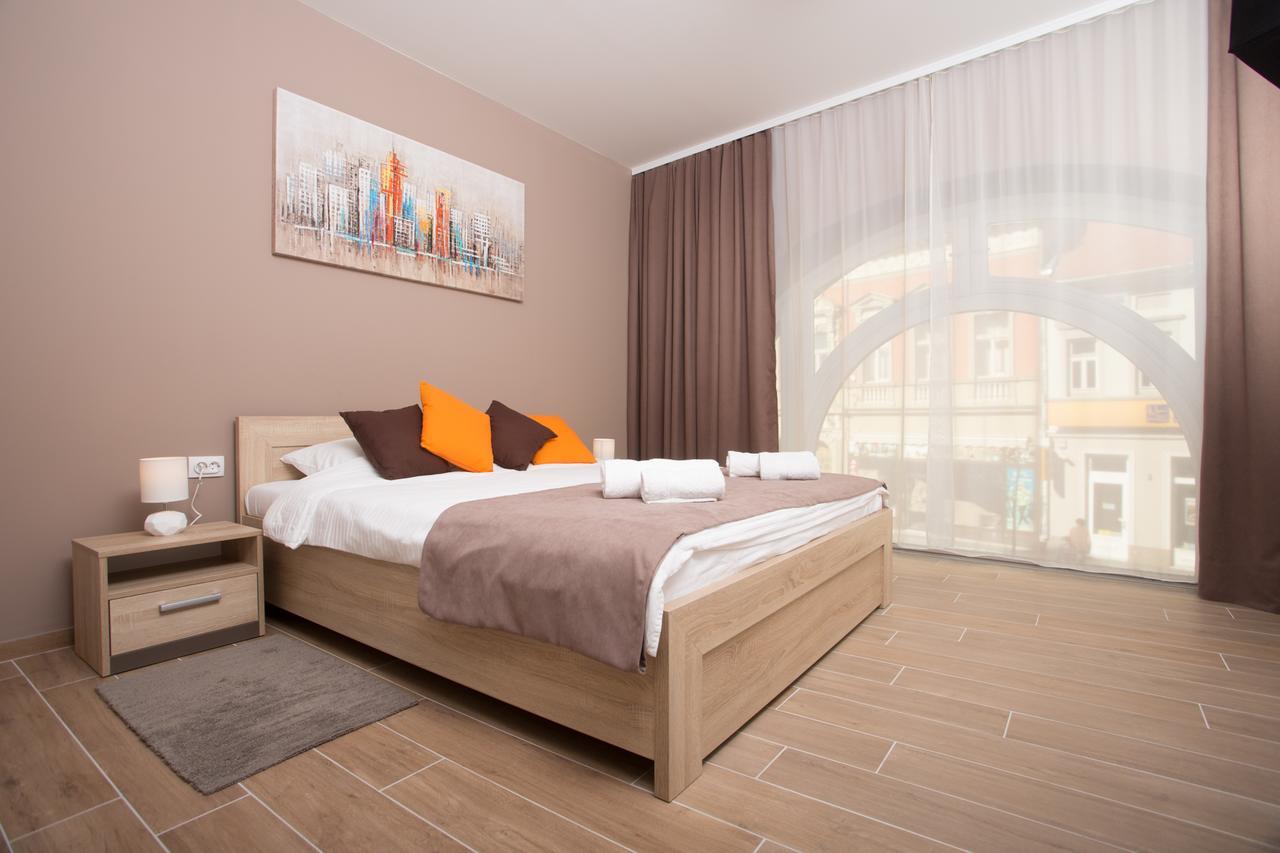 Centar Lux 2 Hostel Nagybecskerek Kültér fotó