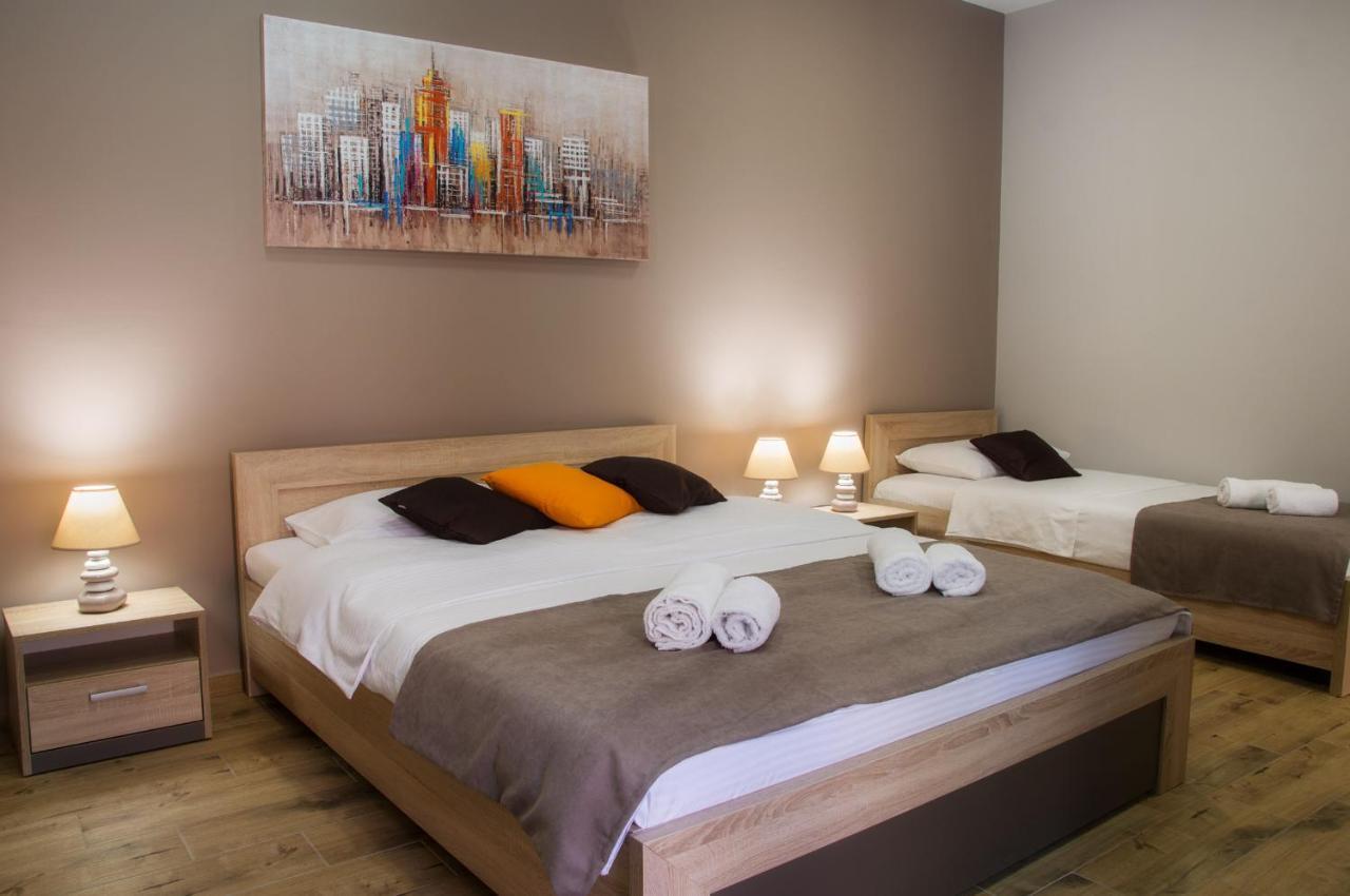 Centar Lux 2 Hostel Nagybecskerek Kültér fotó