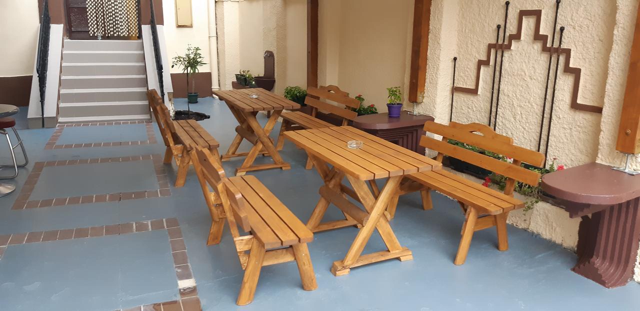 Centar Lux 2 Hostel Nagybecskerek Kültér fotó