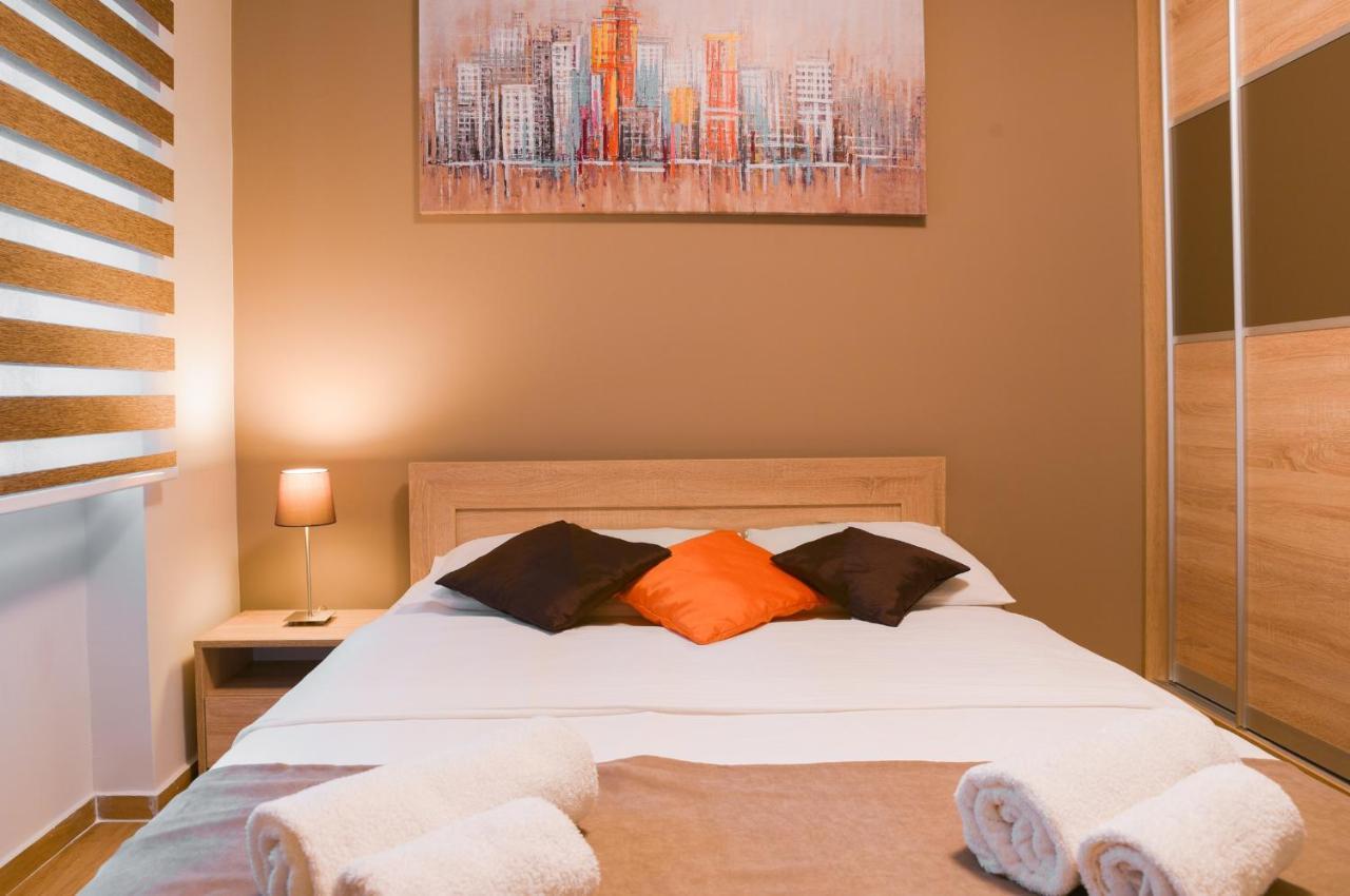 Centar Lux 2 Hostel Nagybecskerek Kültér fotó