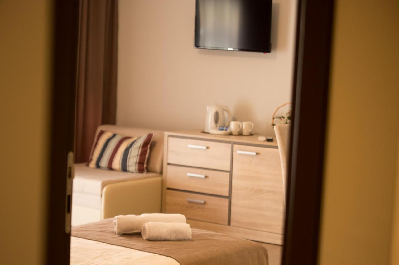 Centar Lux 2 Hostel Nagybecskerek Kültér fotó